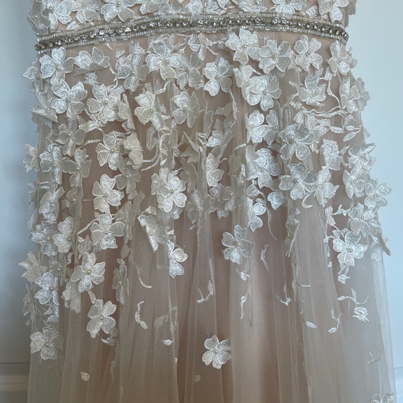 MacDuggal evening gown! NEW - Picture 7 of 9